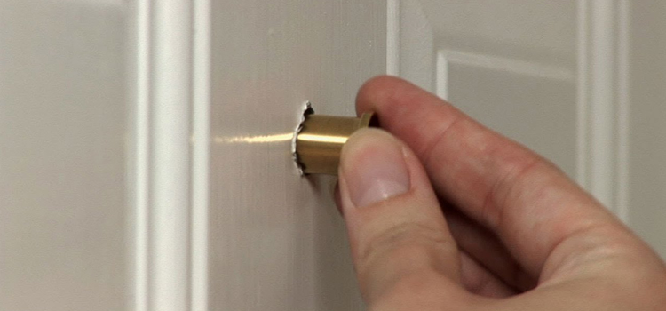 peephole door repair in Paramount